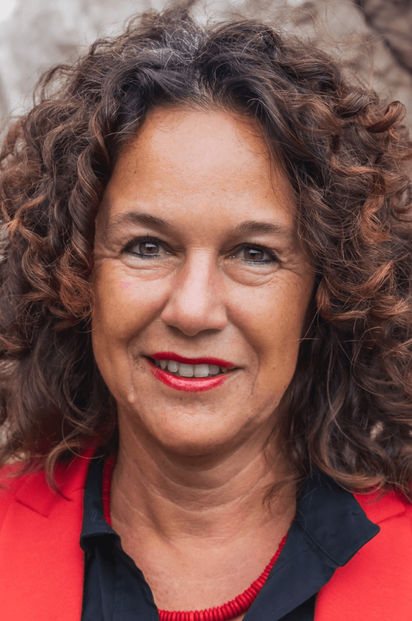 https://www.bmc-education.de/wp-content/uploads/2025/03/Heike-Schoenmann-850x1280.png