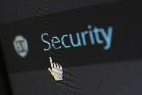 MAXIMALE SICHERHEIT: SSL, Backups & Monitoring